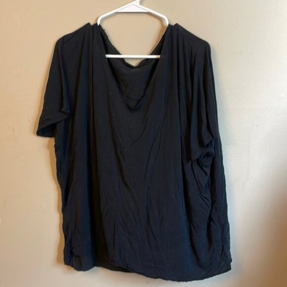 Women’s T-shirt C - Picture 1 of 1